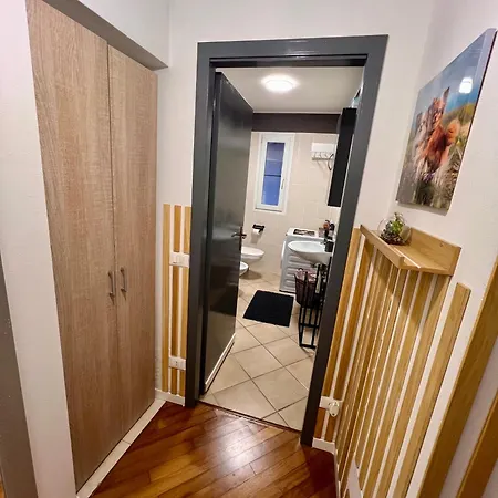 Apartment Naisa *
